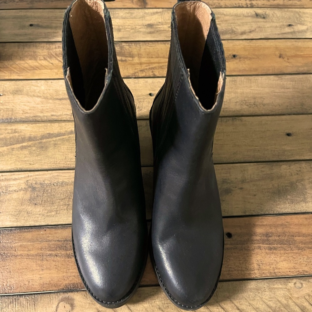 UGG Leather Black Boots